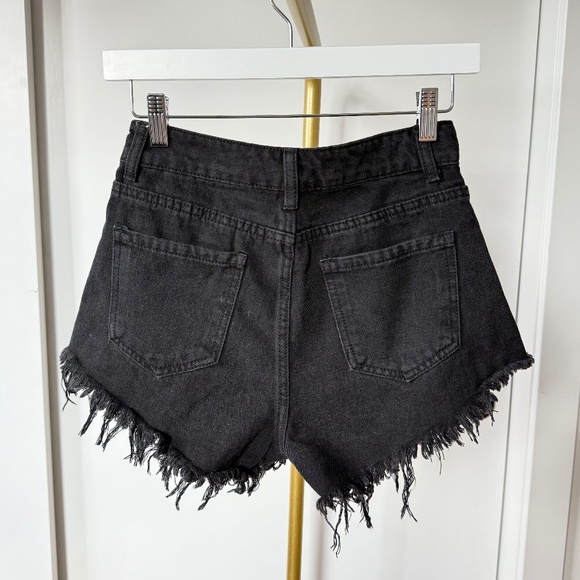 Black Fringe Studded Denim Shorts – Size S - Picture 2 of 6